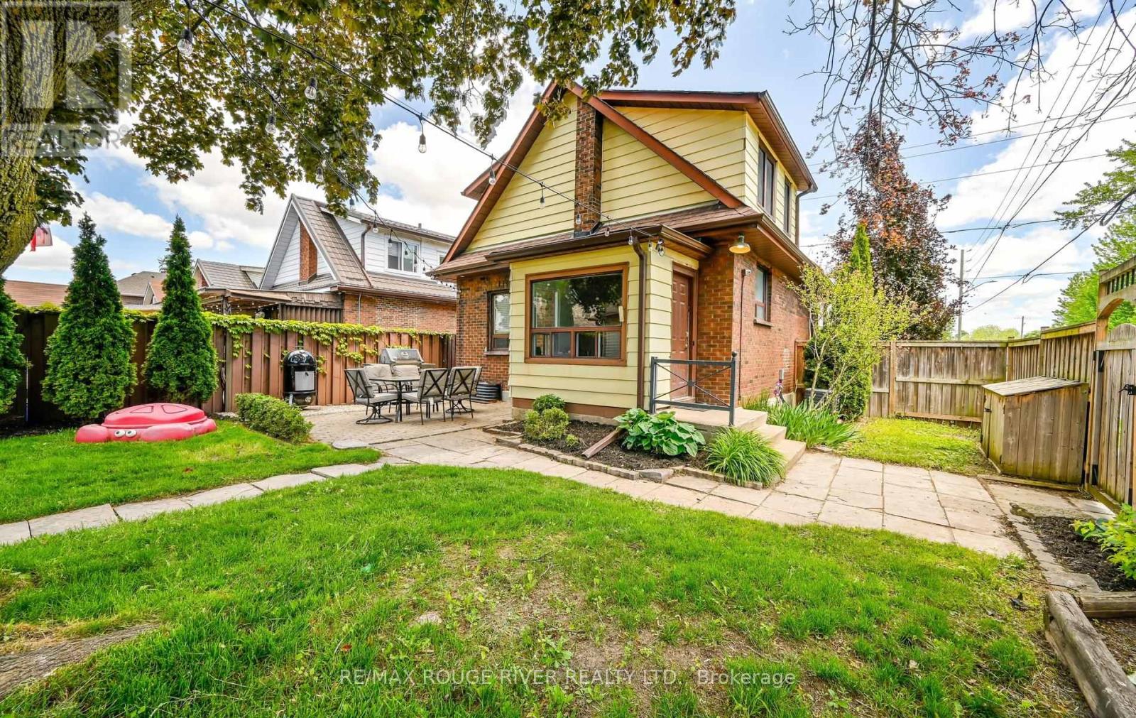 338 JARVIS STREET - 44