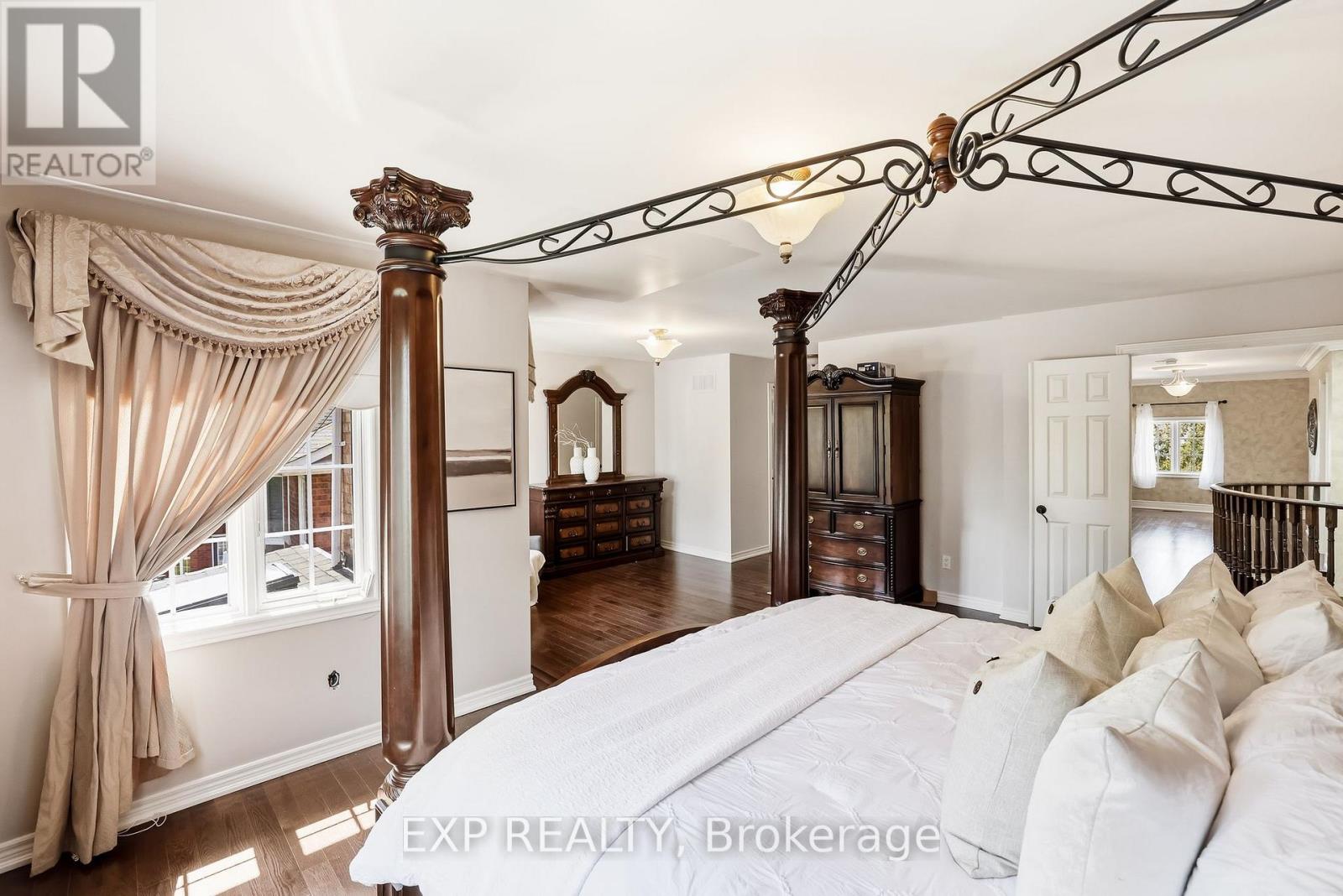 467 DELANEY DRIVE - 24