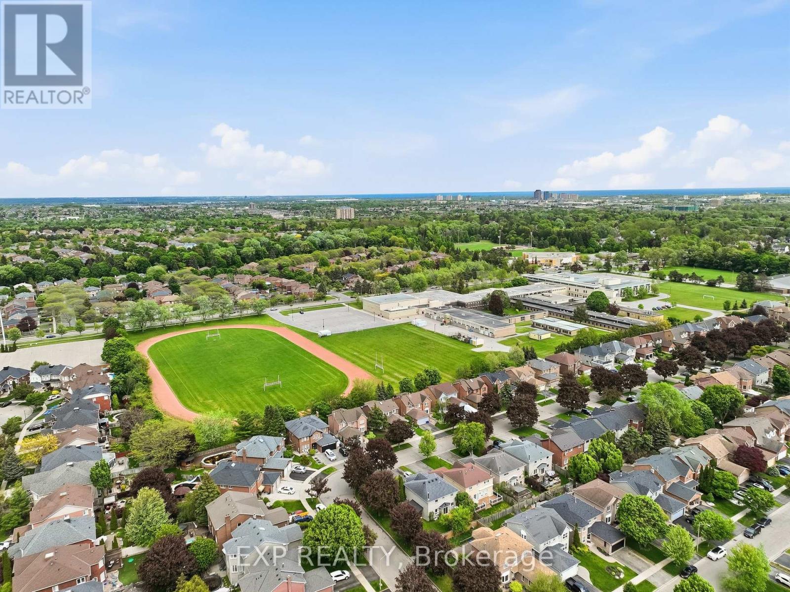 467 DELANEY DRIVE - 48