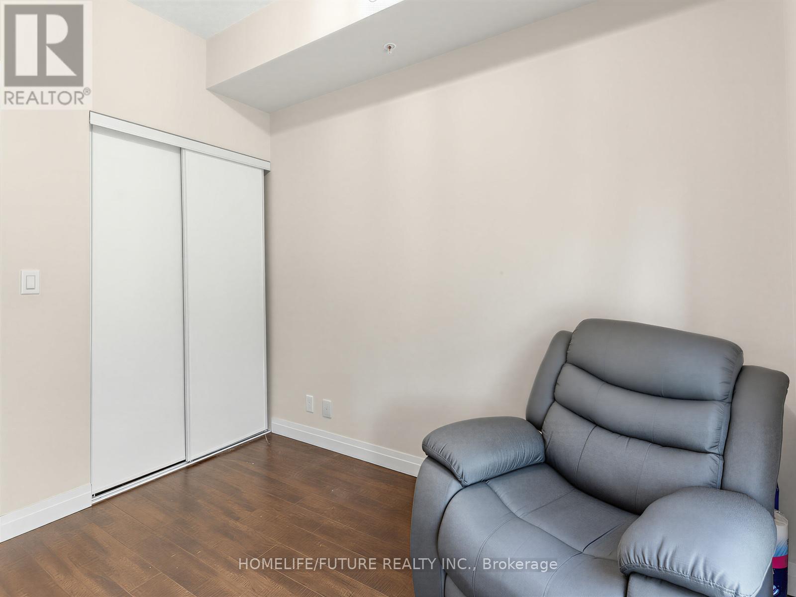 #113 22 EAST HAVEN DRIVE - 19
