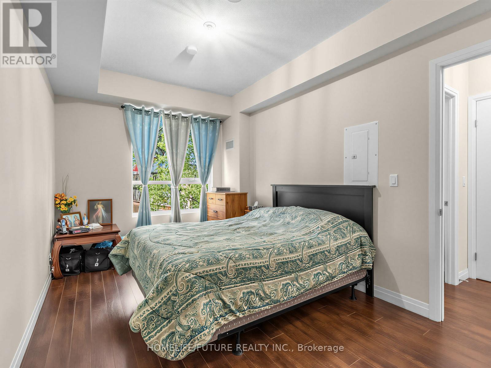 #113 22 EAST HAVEN DRIVE - 22