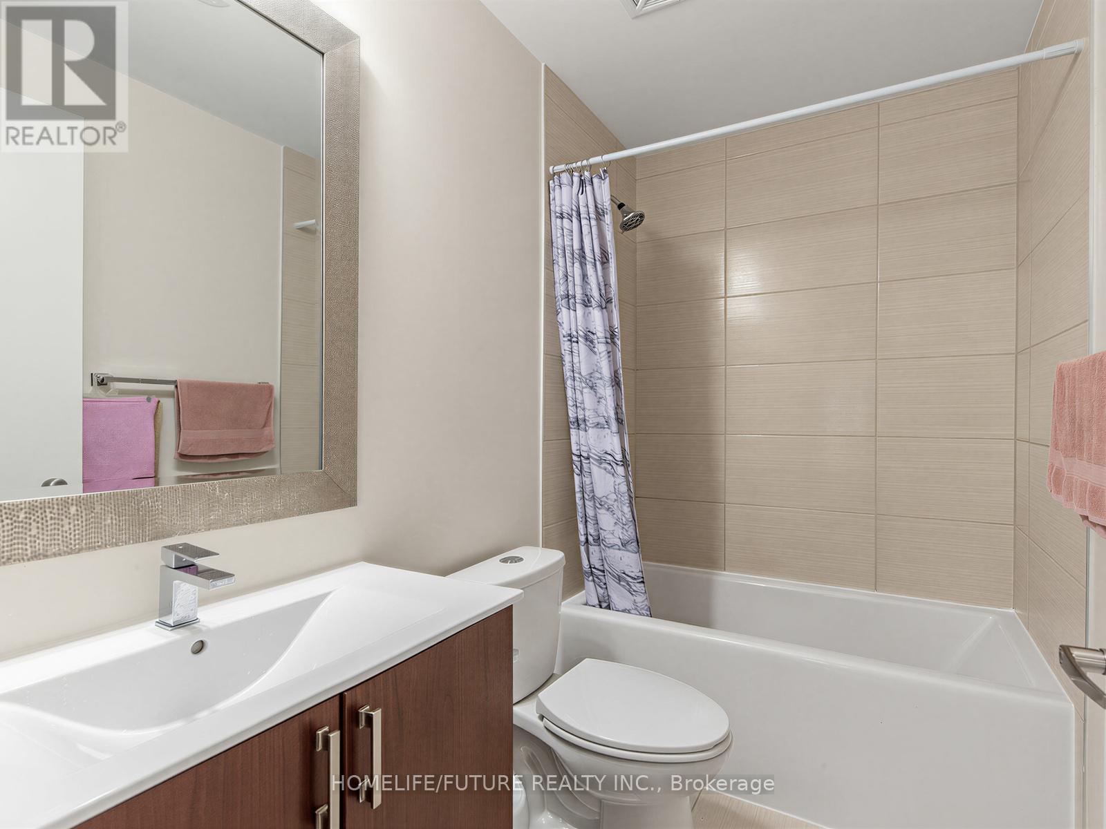 #113 22 EAST HAVEN DRIVE - 25