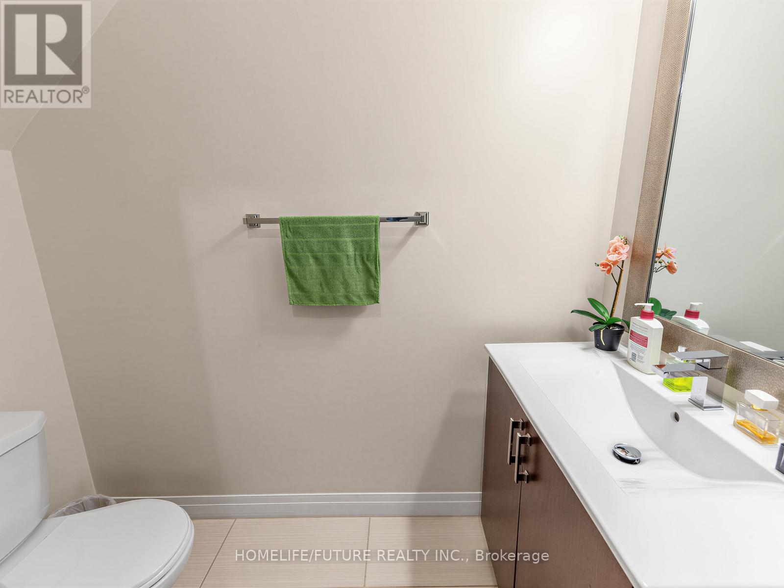 #113 22 EAST HAVEN DRIVE - 26