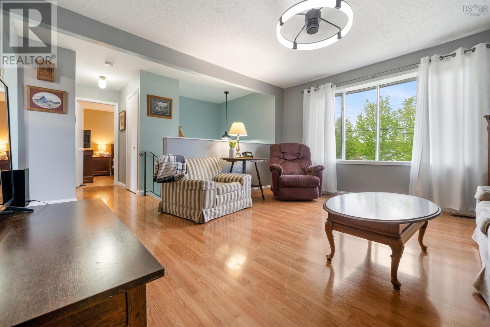 914 West North River Road - 11