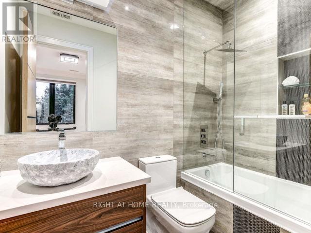 54 DAWN HILL TRAIL - 32