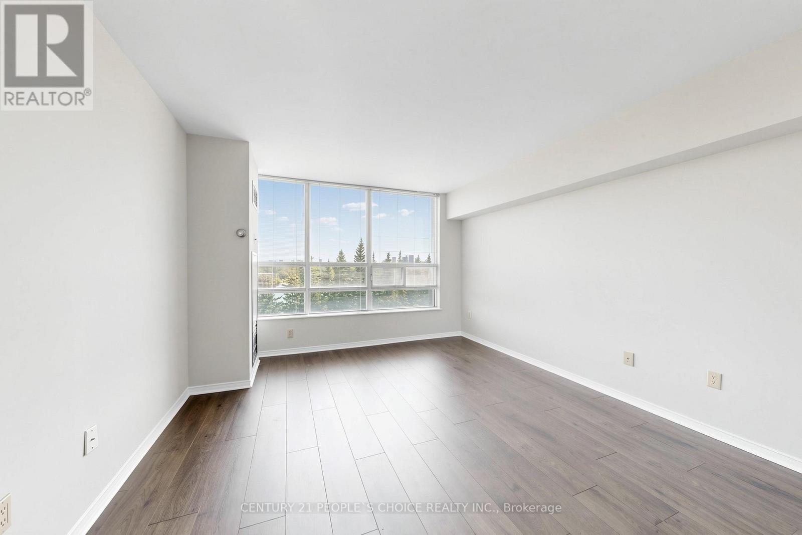 ##413 7805 BAYVIEW AVENUE - 18