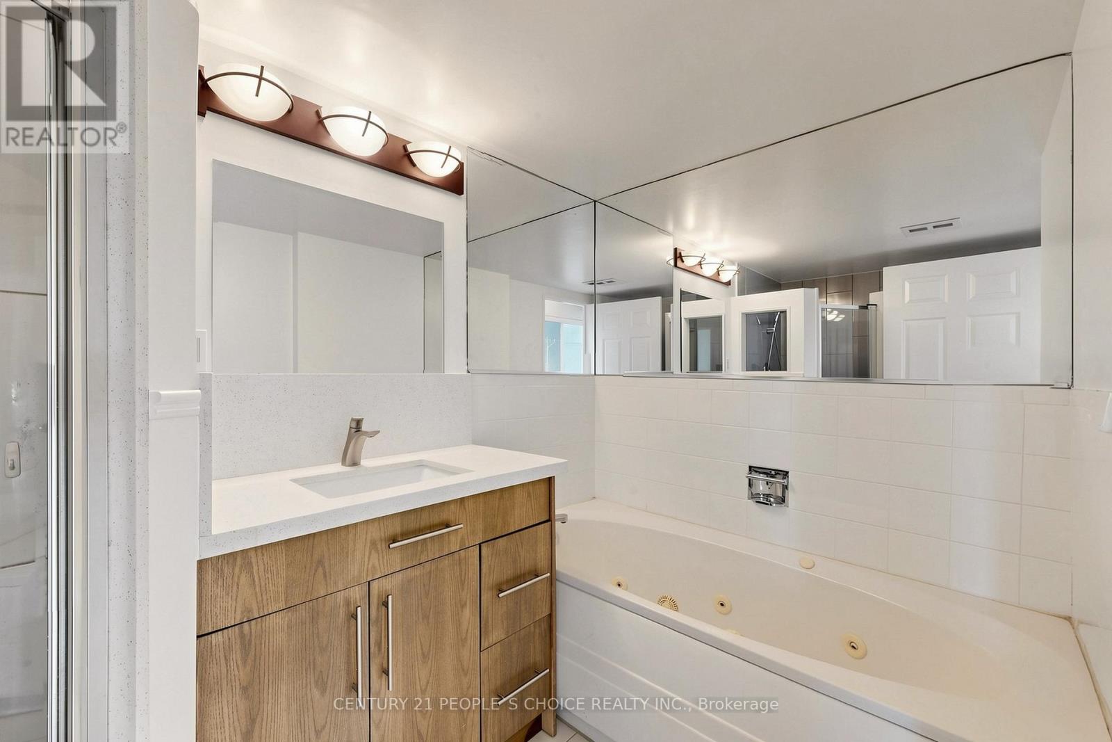 ##413 7805 BAYVIEW AVENUE - 22