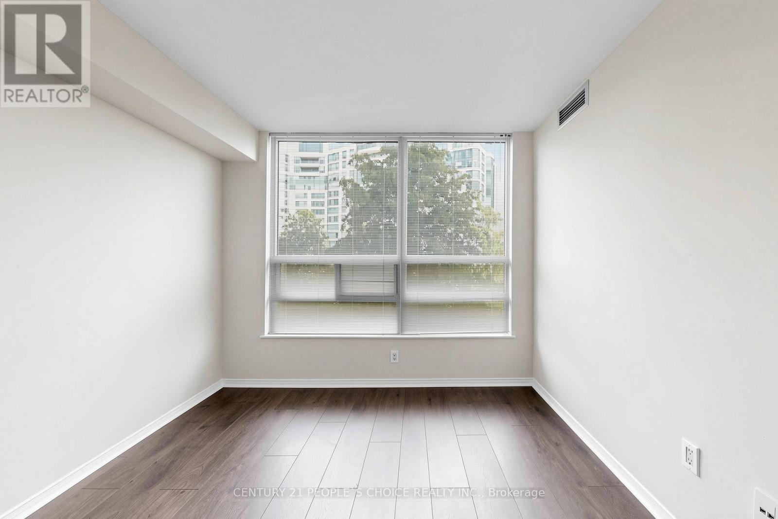 ##413 7805 BAYVIEW AVENUE - 23