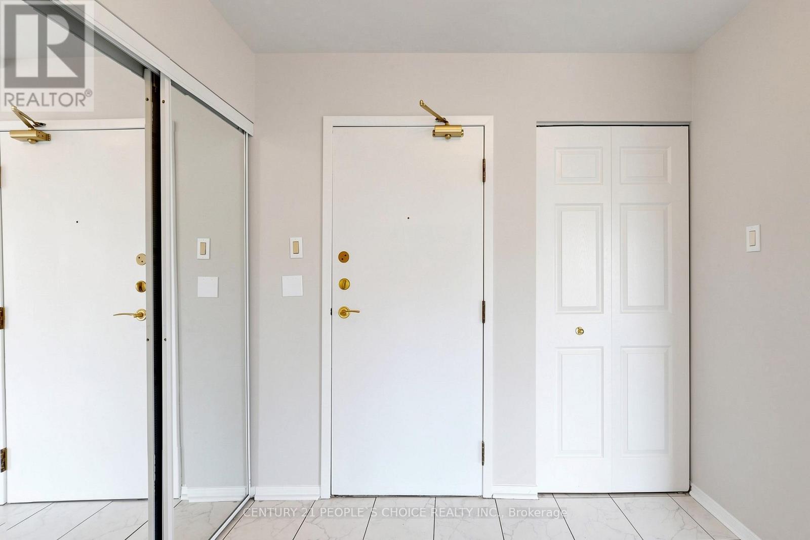##413 7805 BAYVIEW AVENUE - 28