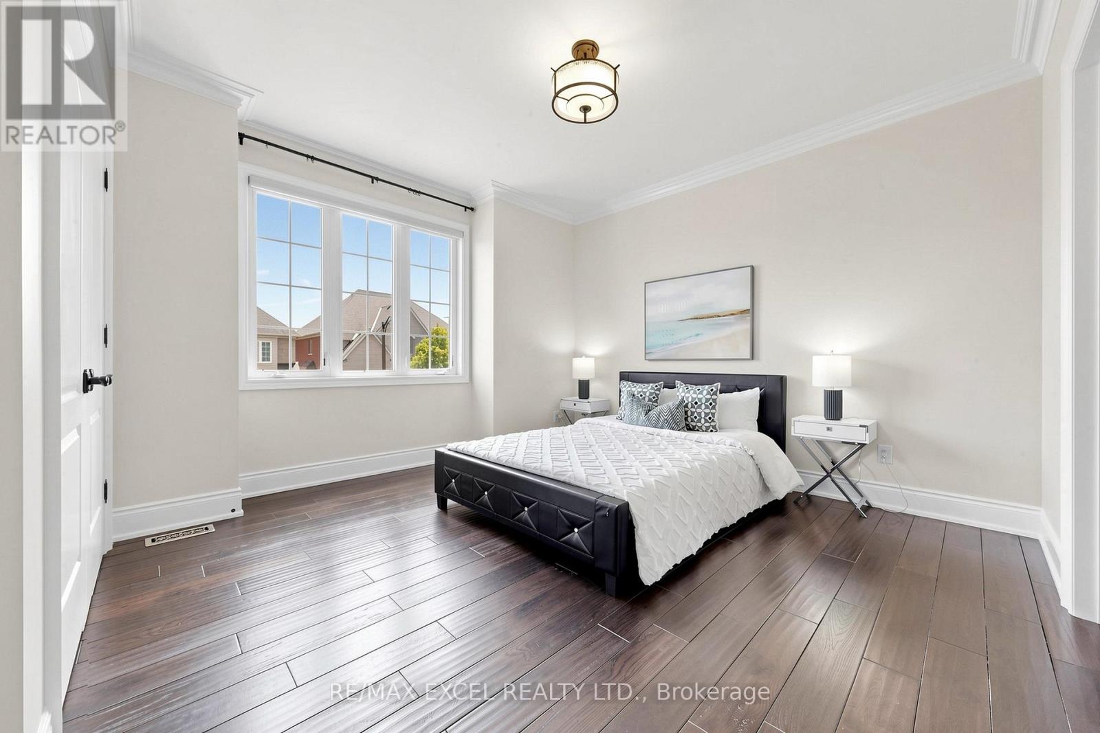 10 ROYAL WEST ROAD - 40