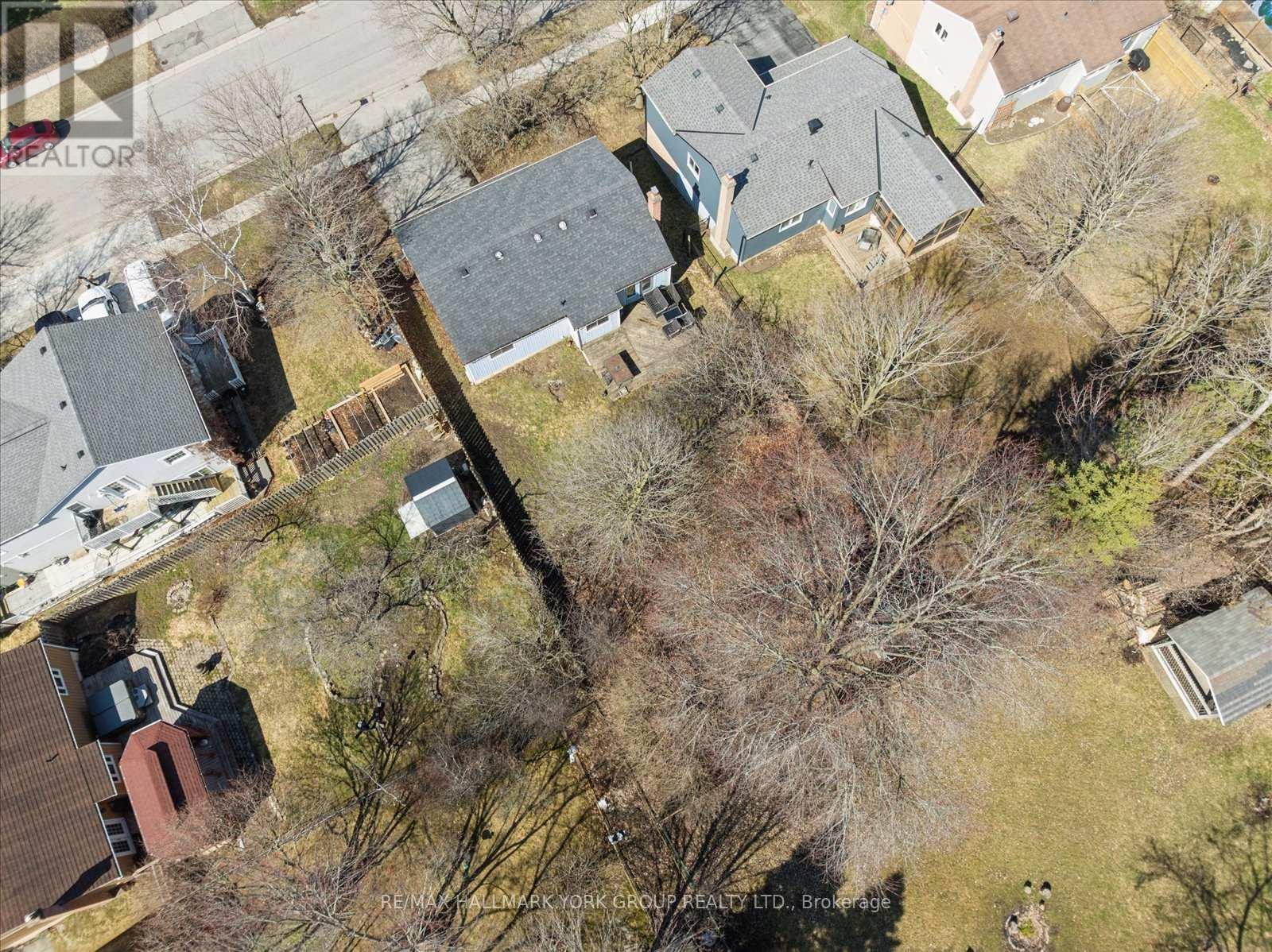 47 HOLLAND RIVER BOULEVARD - 26