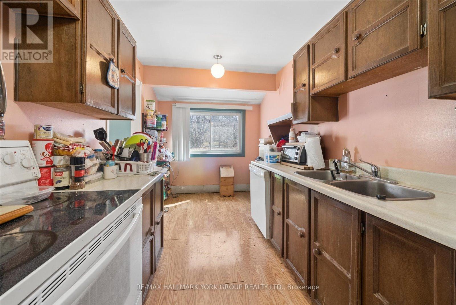 47 HOLLAND RIVER BOULEVARD - 9