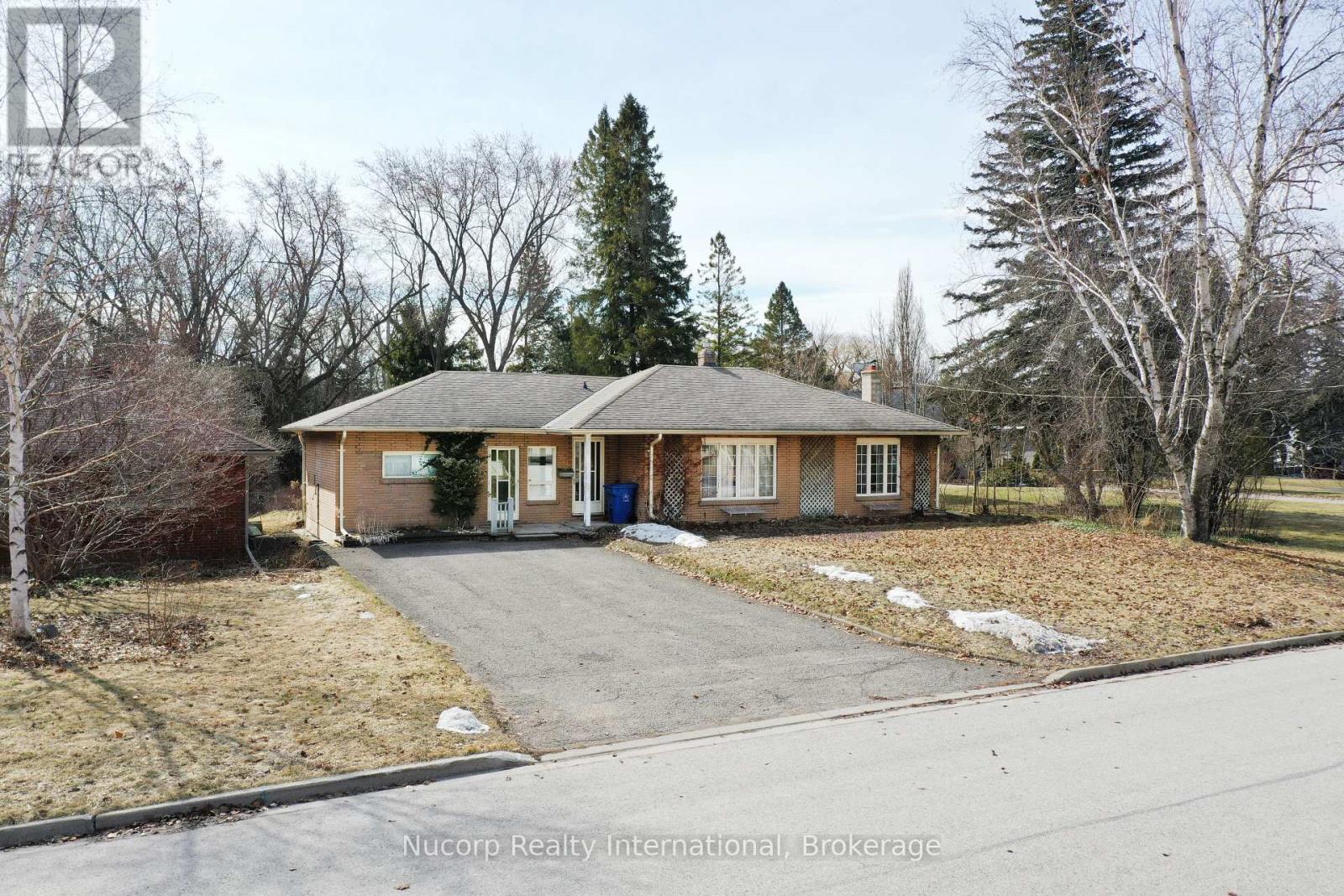 774 SUTHERLAND AVENUE - 2