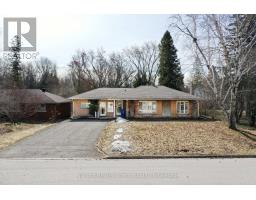 774 Sutherland Avenue, Newmarket, ON L3Y1G1 Photo 9