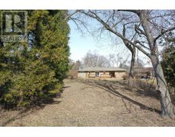 774 Sutherland Avenue, Newmarket, ON L3Y1G1 Photo 8