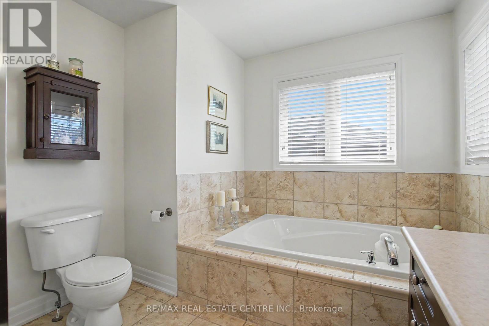 72 SCOTT BOULEVARD - 28