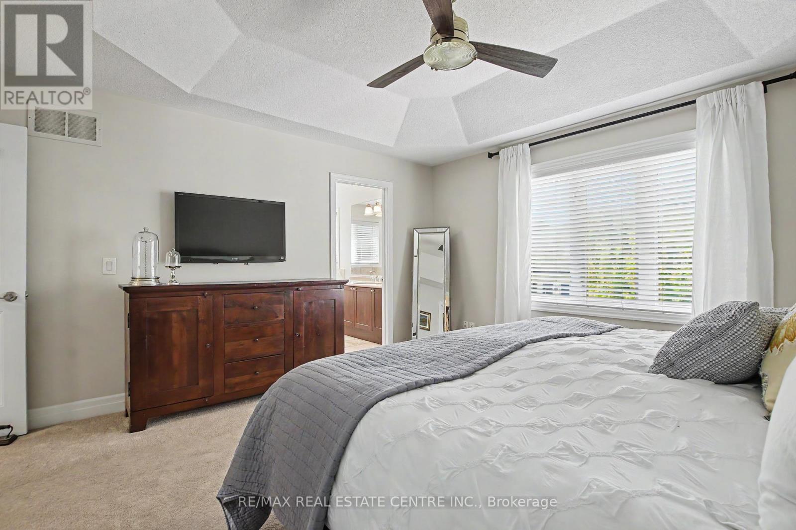 72 SCOTT BOULEVARD - 25