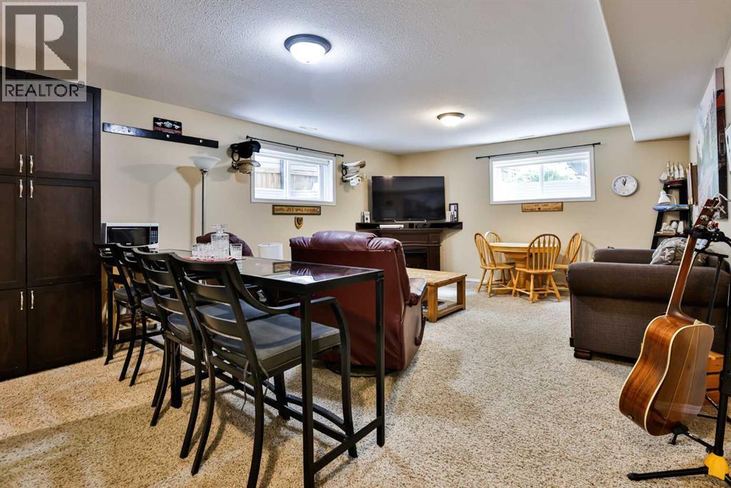 19 Firelight Way W - 21