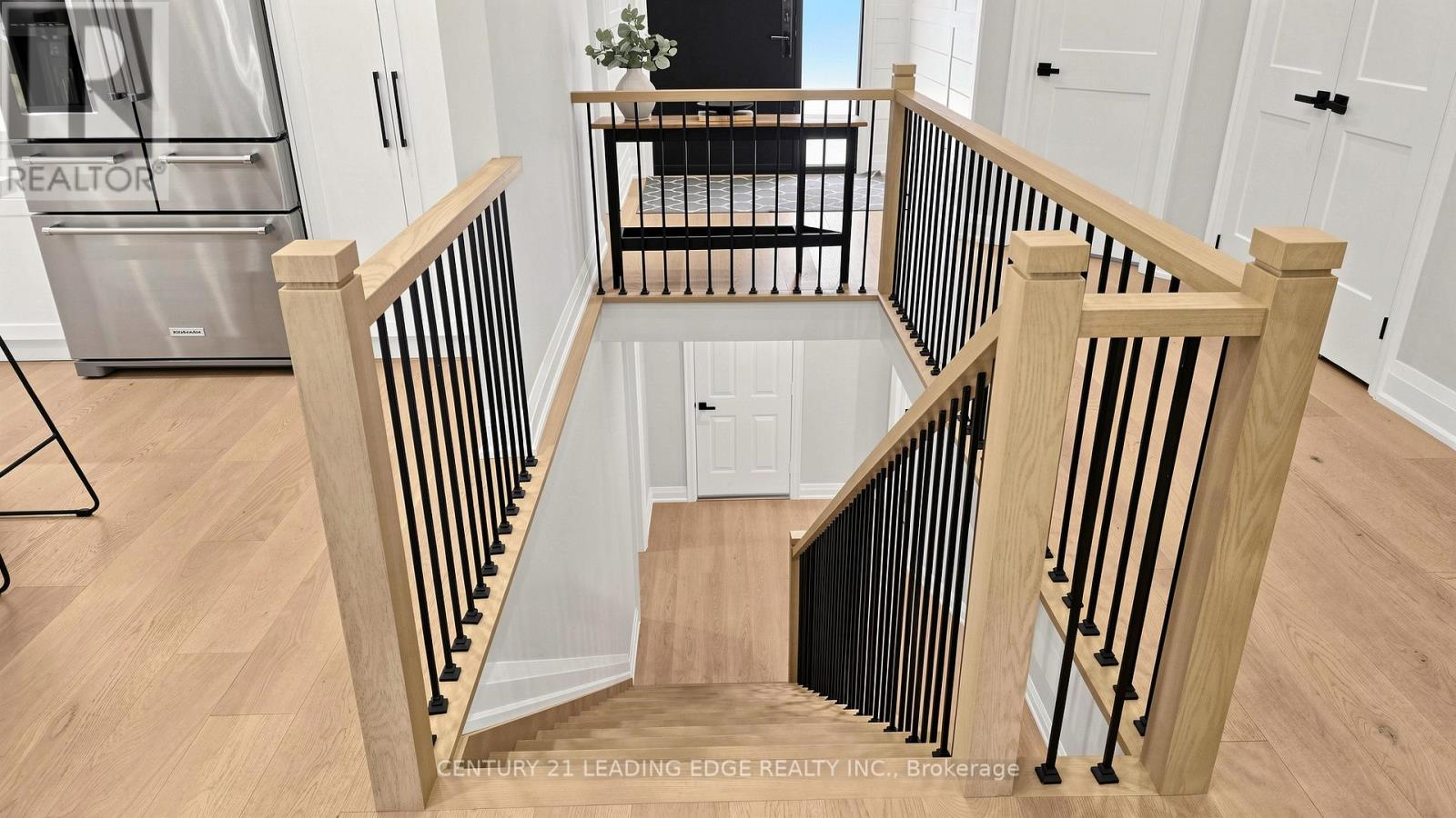 56 FAIRGATE CRESCENT - 37