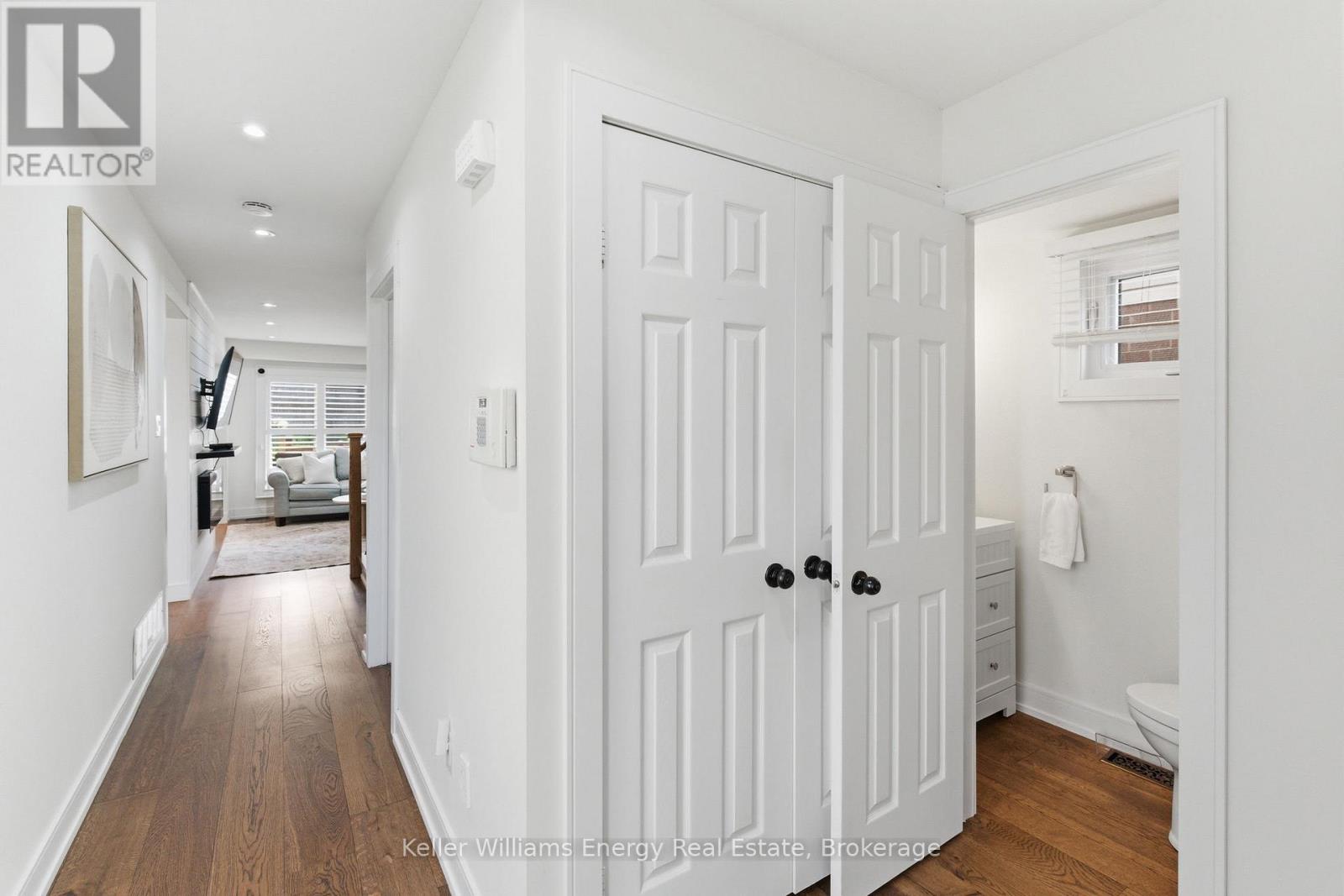 25 BARNES DRIVE - 8