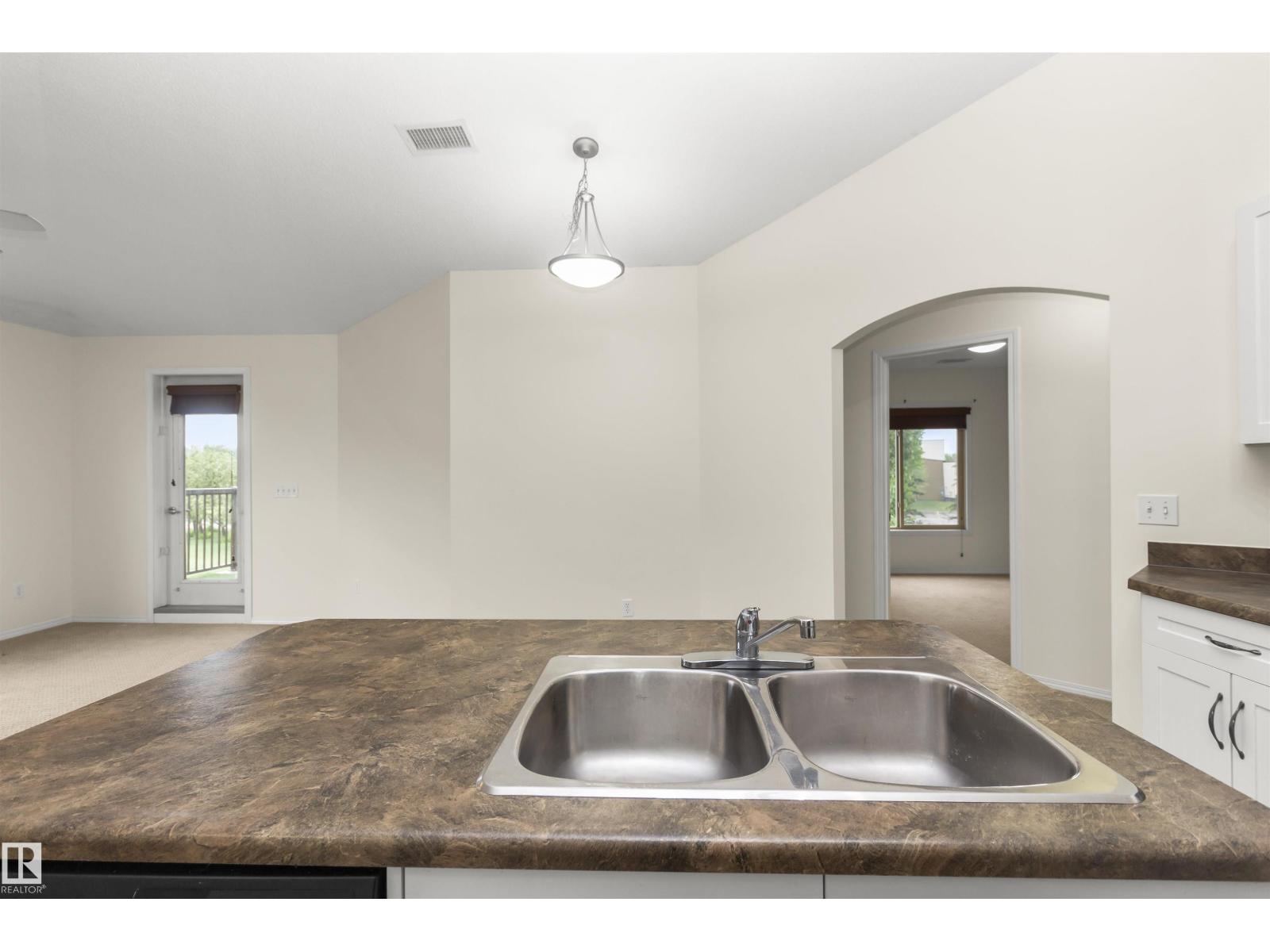 #75 604 62 ST SW - 17