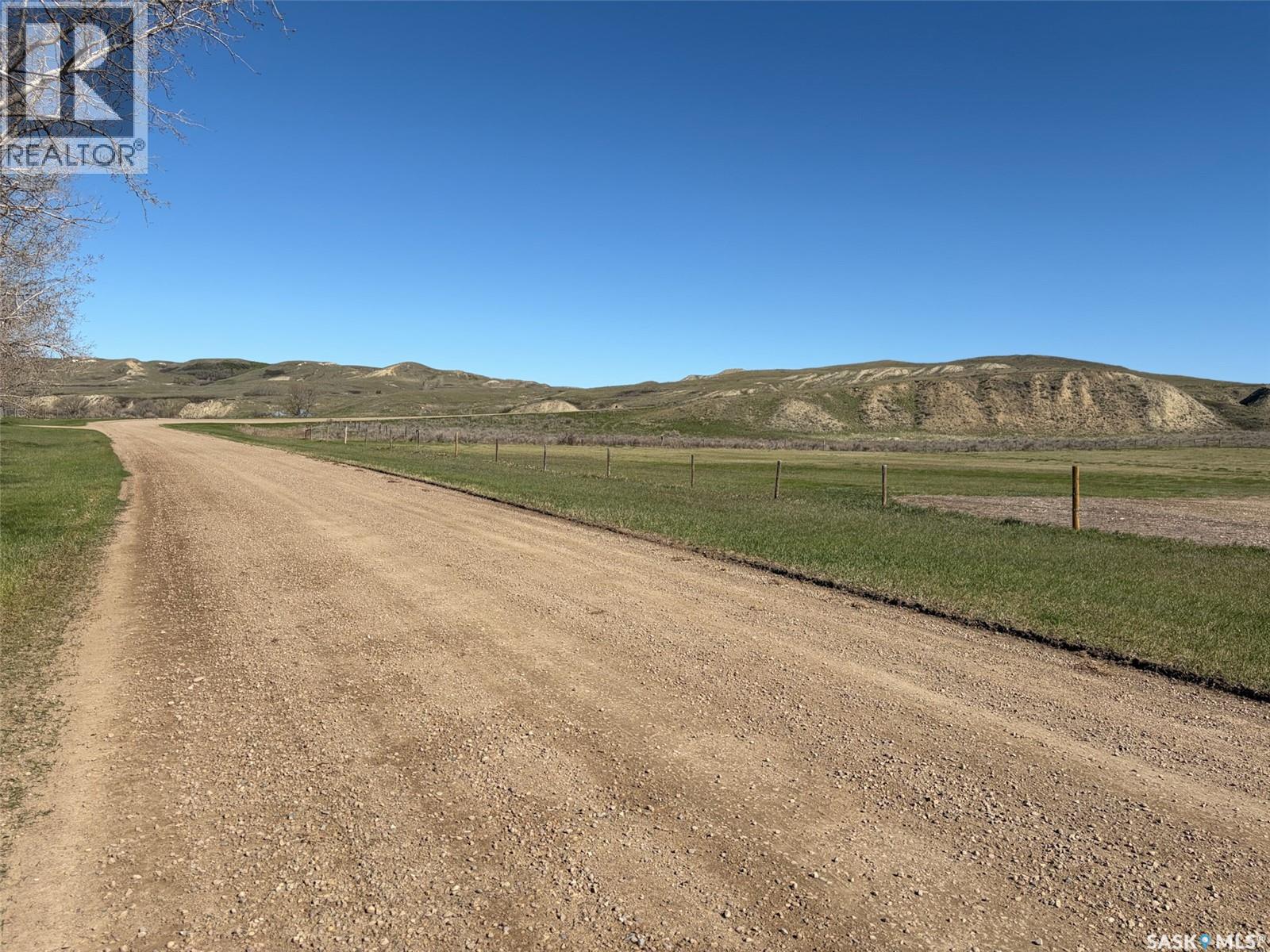 Chimney Coulee Road — photo 14