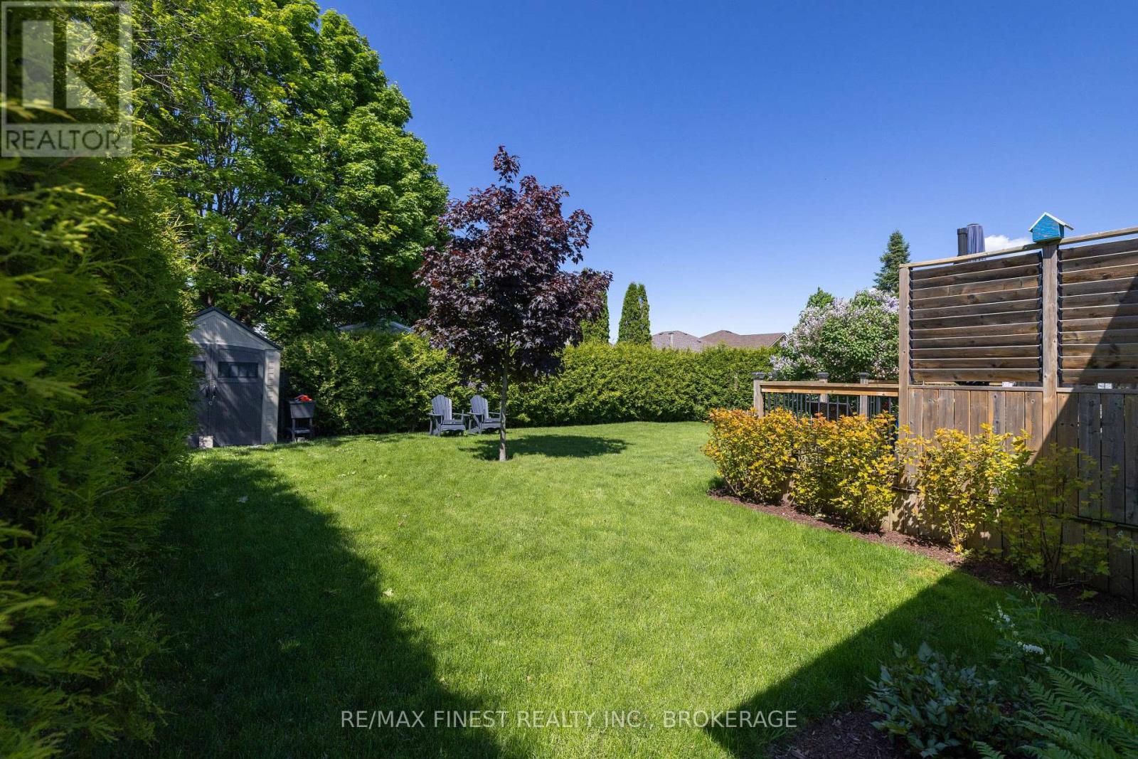 320 FRIARHILL CRESCENT - 39