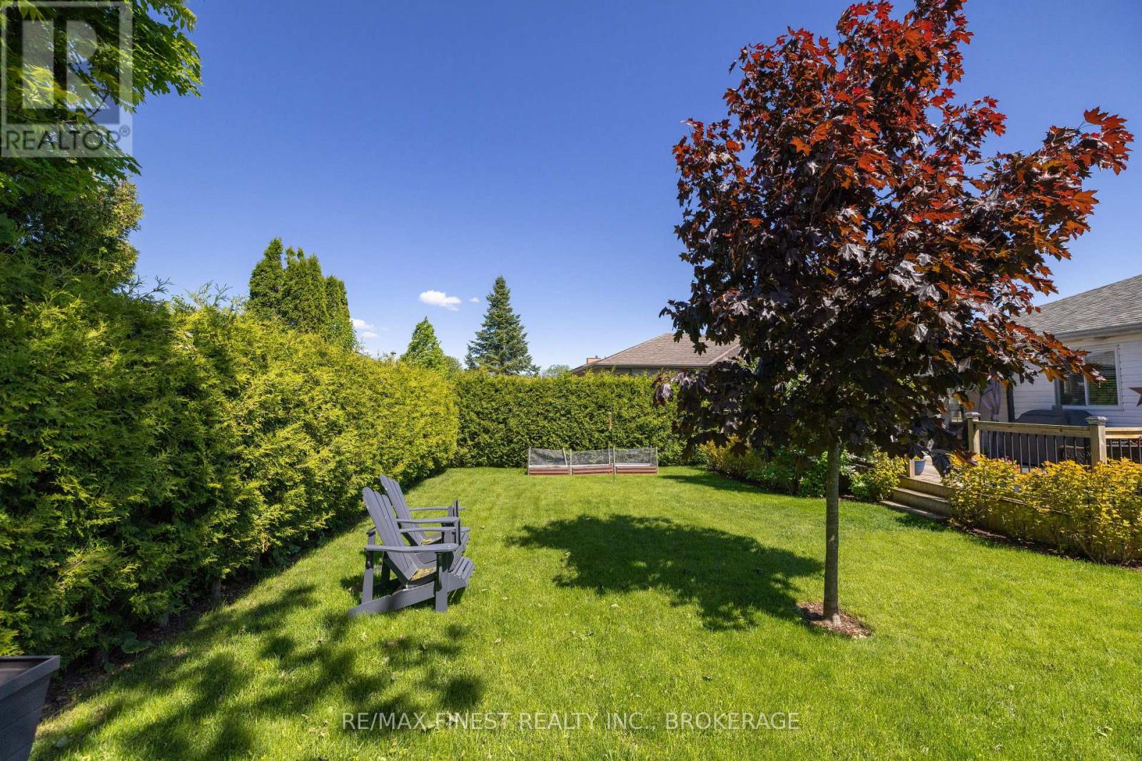 320 FRIARHILL CRESCENT - 41