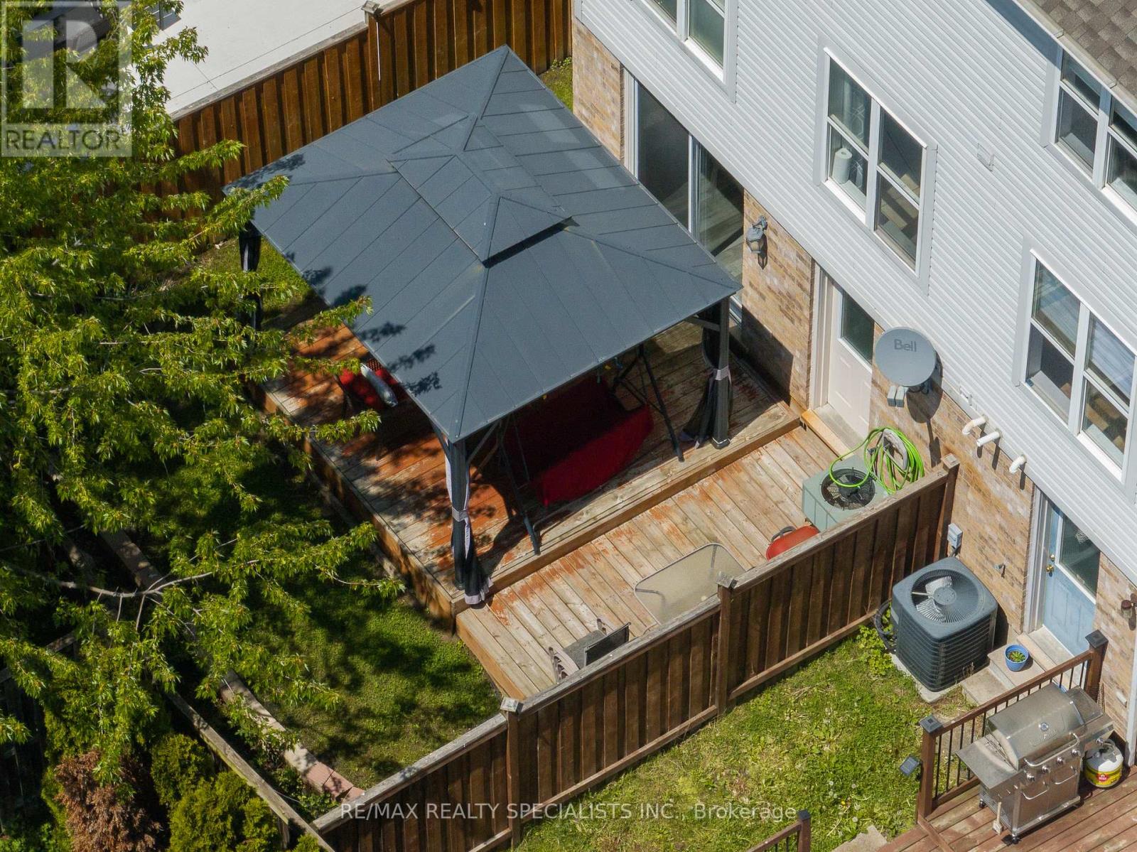94 SEEDHOUSE LANE - 28