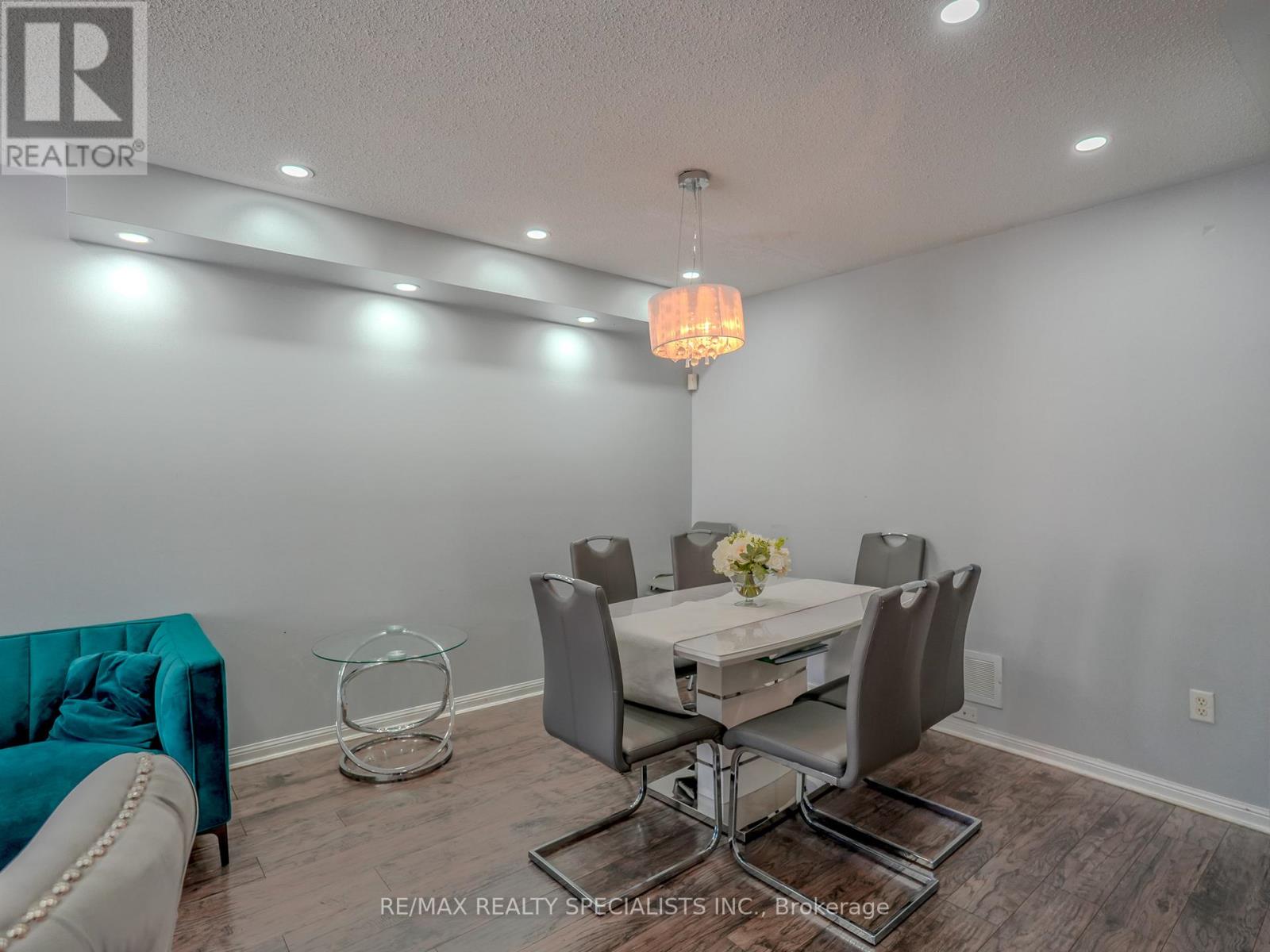 94 SEEDHOUSE LANE - 8