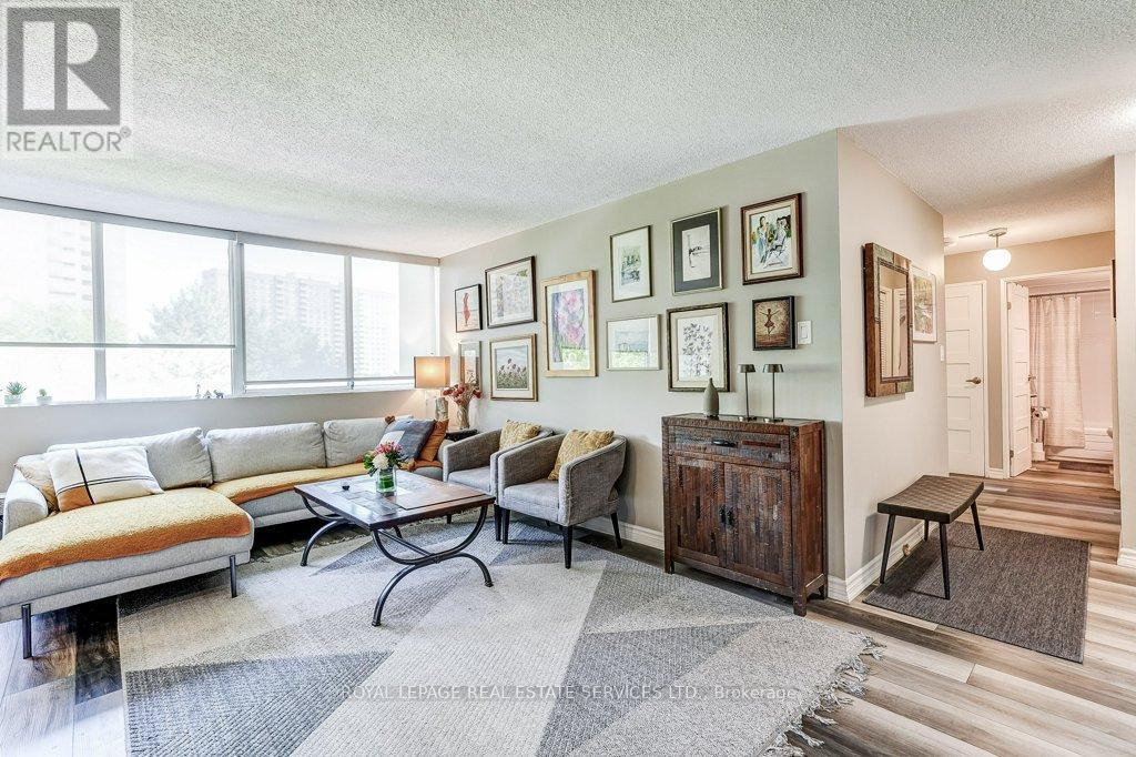 #402 3590 KANEFF CRESCENT - 6