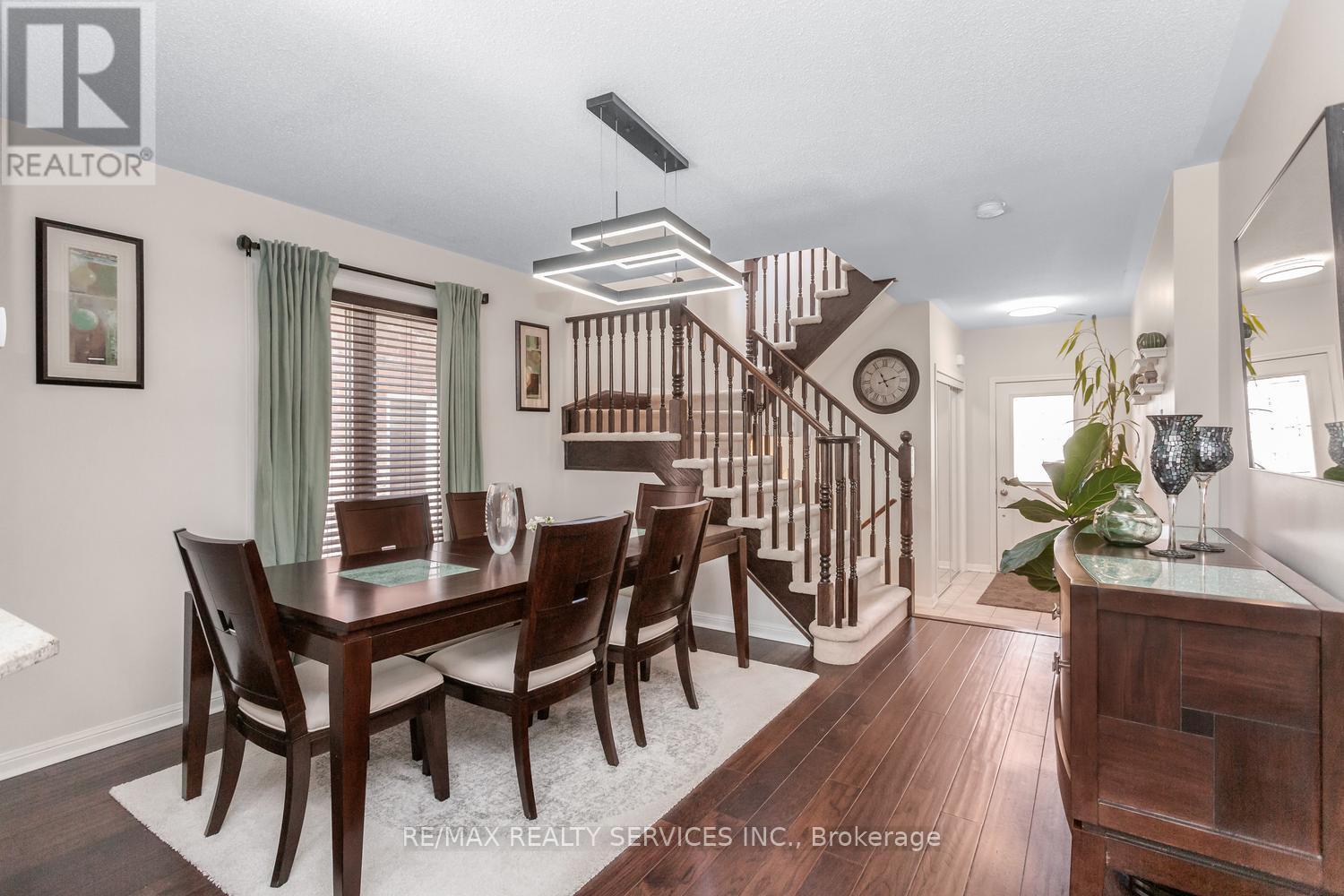 164 MCDOUGALL CROSS - 6