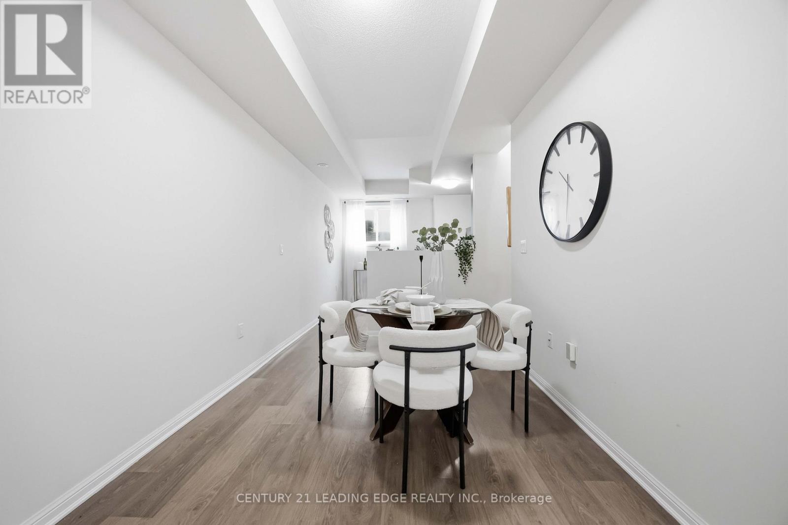 #121 380 HOPEWELL AVENUE - 19