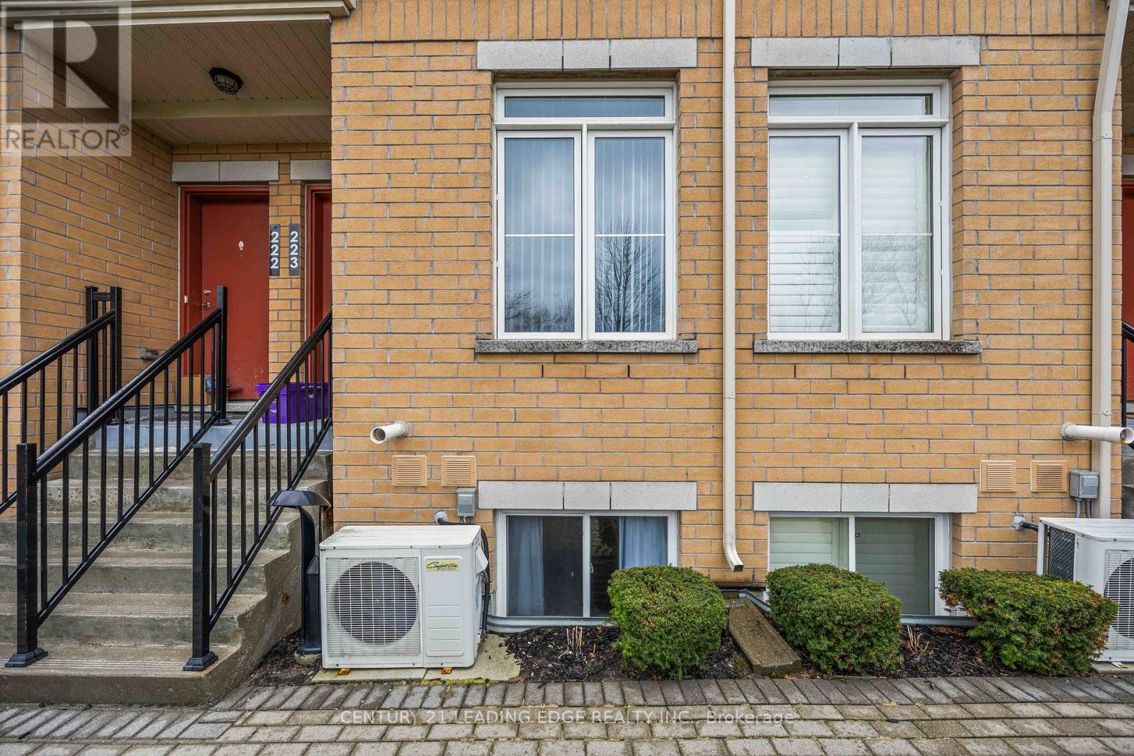 #121 380 HOPEWELL AVENUE - 7