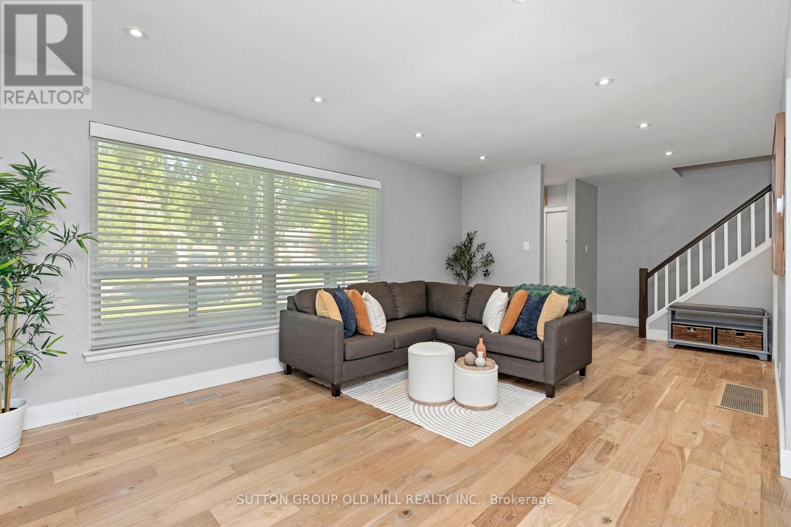 47 ASHFIELD DRIVE - 3