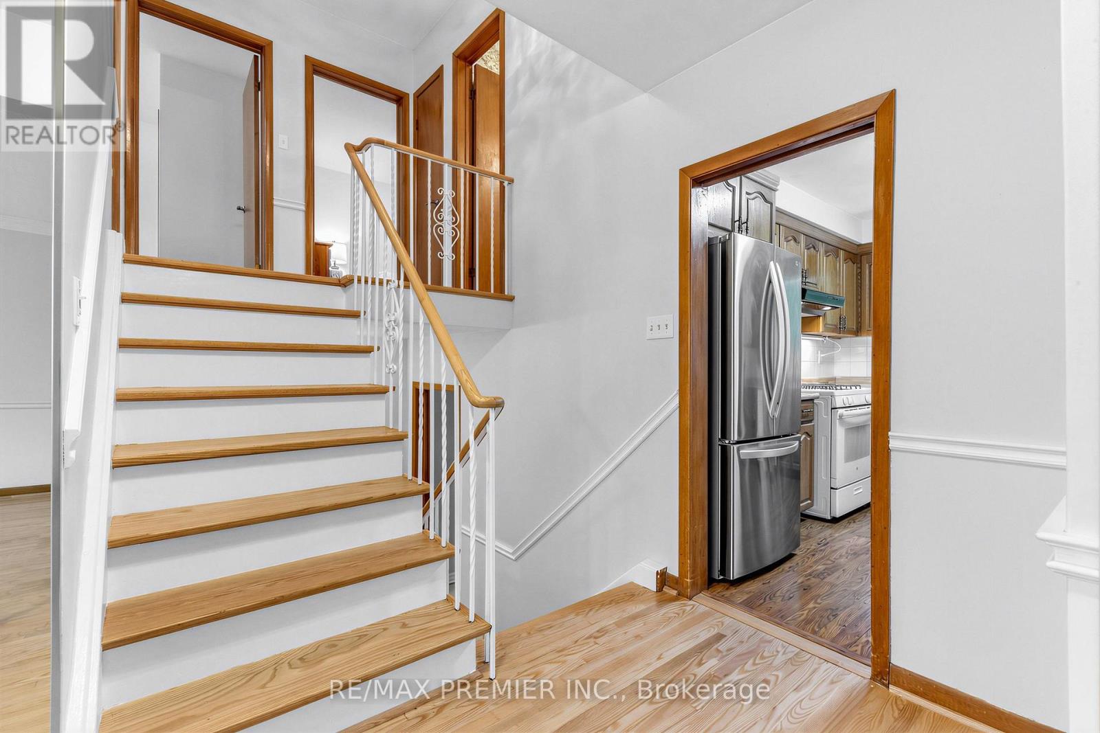 21 HALBADIER PLACE - 20