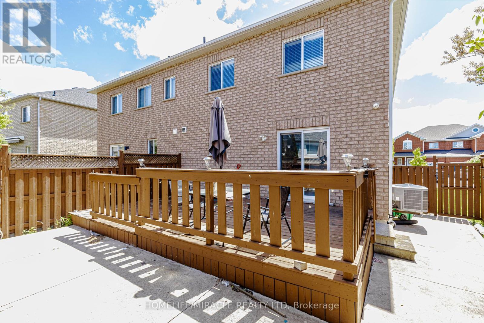 120 VICEROY CRESCENT - 49