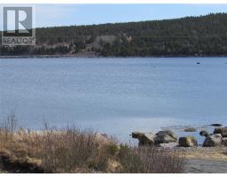 33 Cove Road thumbnail 32