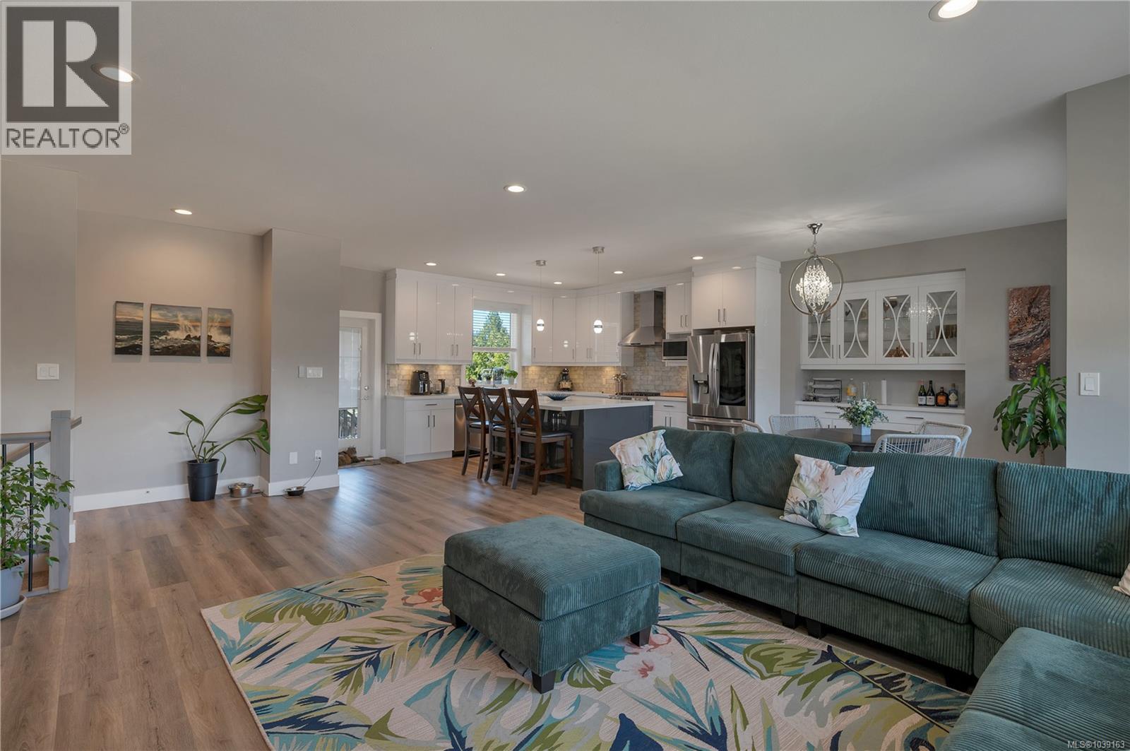 2400 Penfield Rd - 14