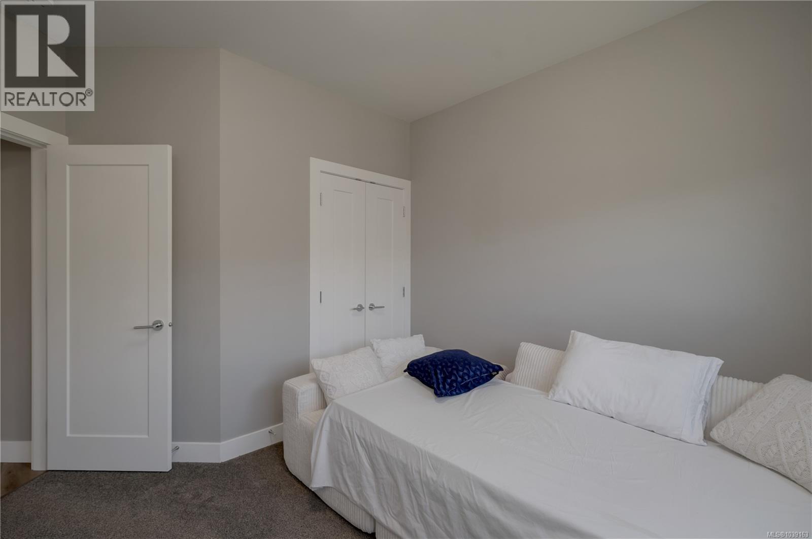 2400 Penfield Rd - 20