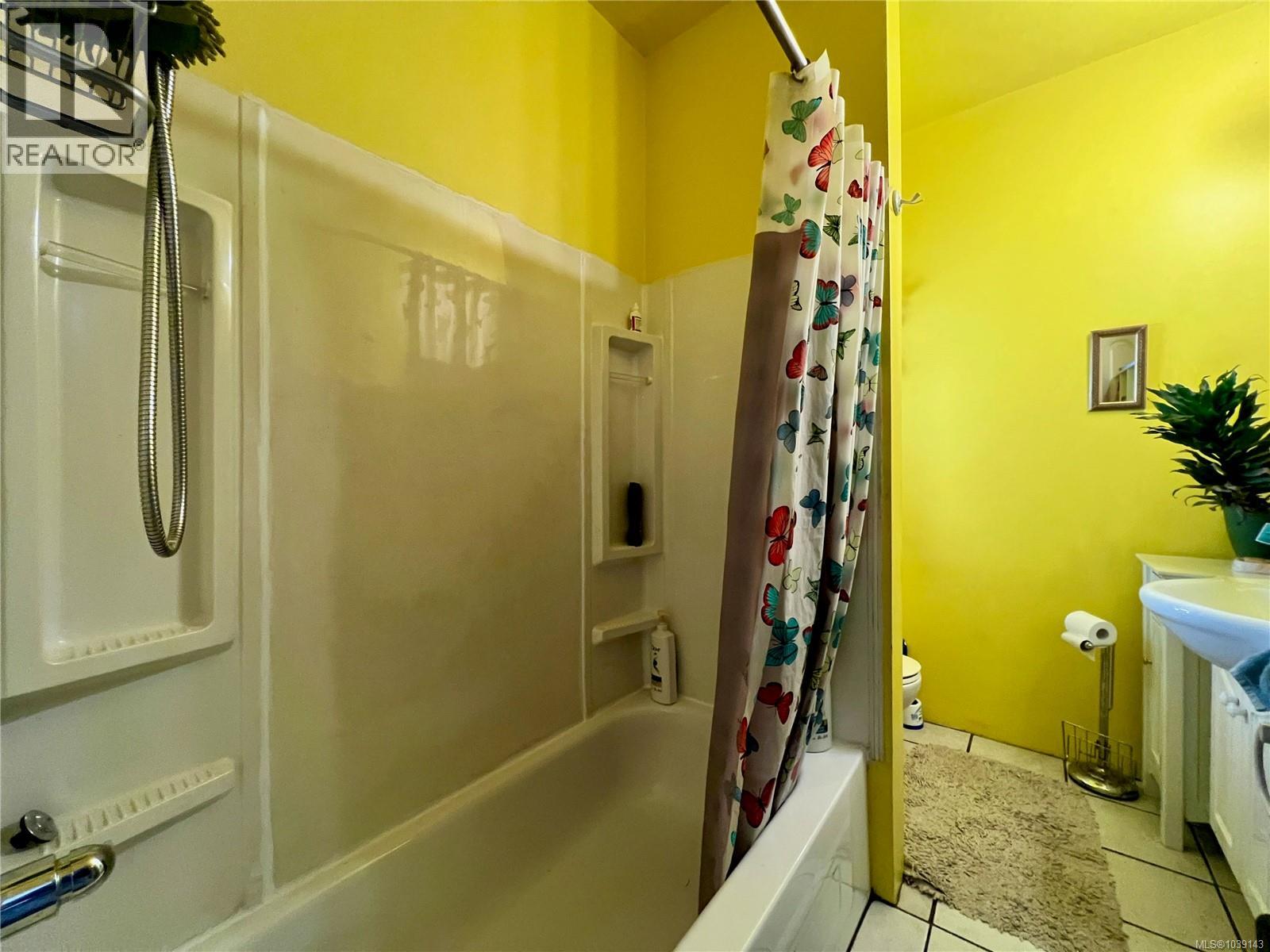 374 Nicol St - 12