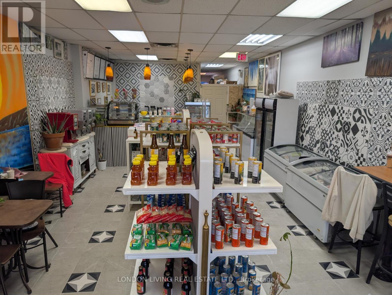 13 - 769 SOUTHDALE ROAD E