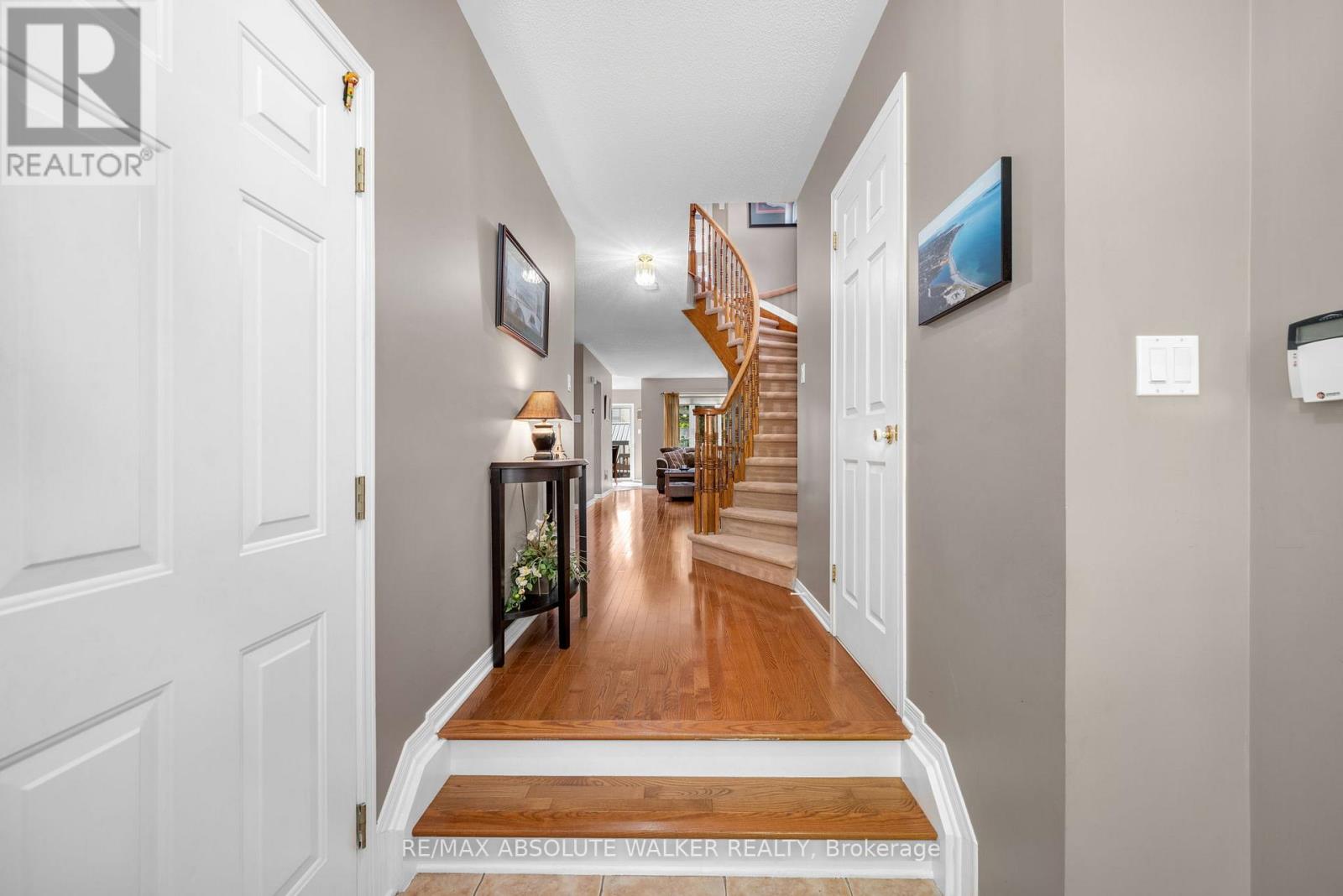 2010 BERGAMOT CIRCLE - 3