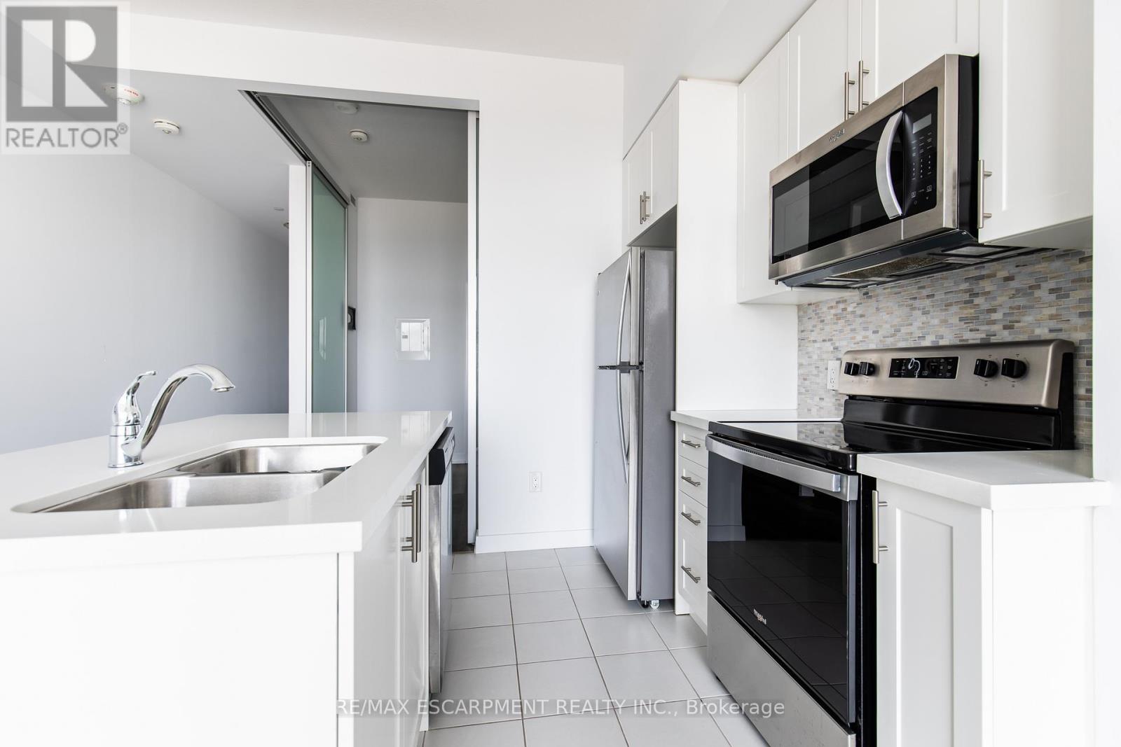 #416 450 DUNDAS STREET E - 15