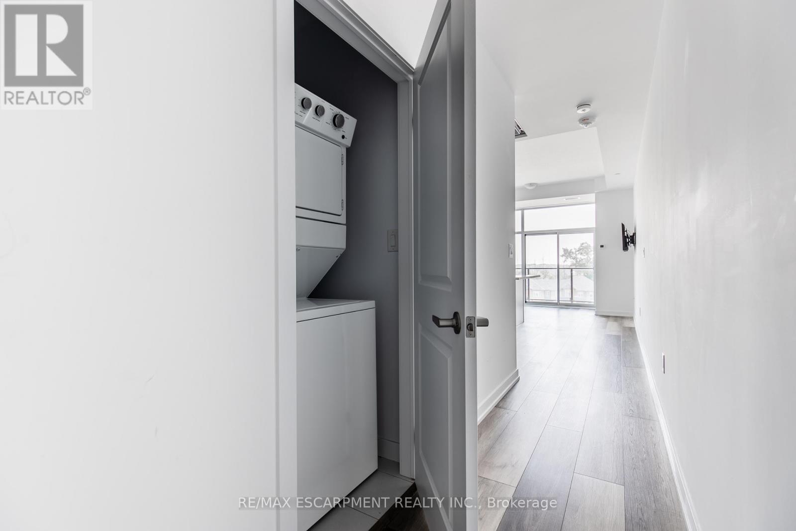 #416 450 DUNDAS STREET E - 27