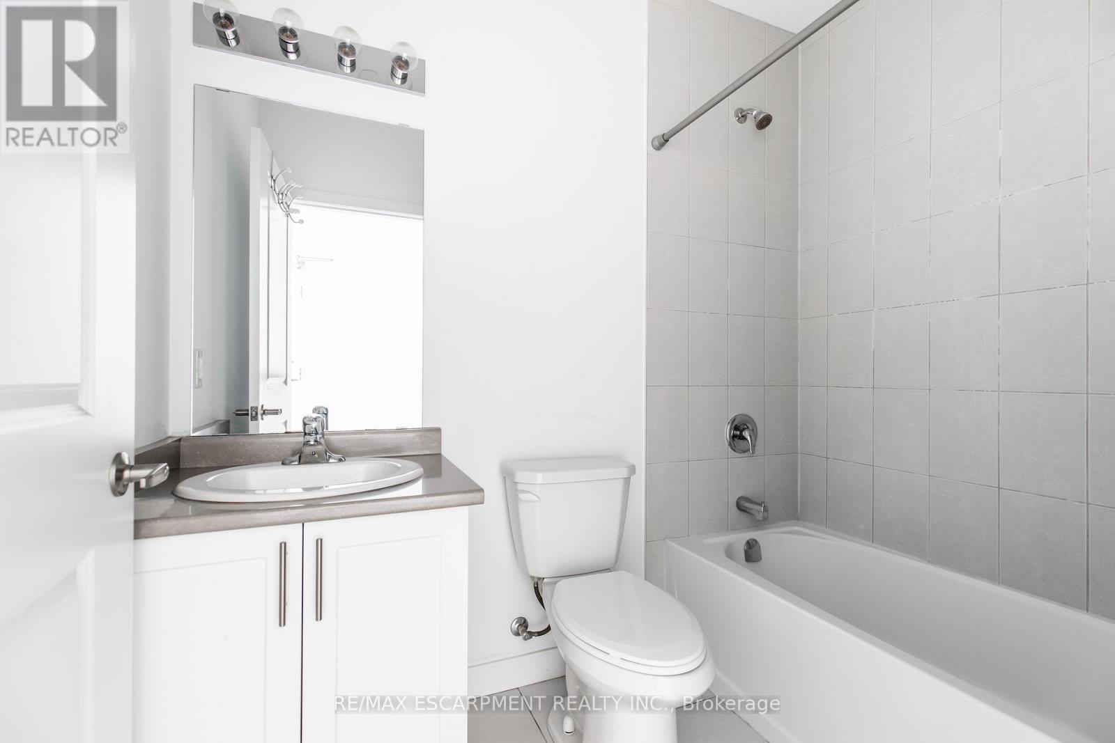 #416 450 DUNDAS STREET E - 28