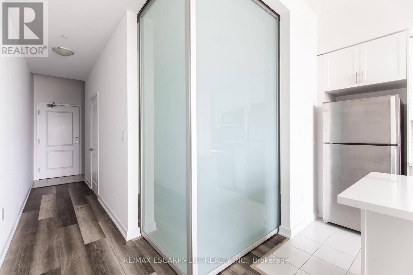 #416 450 DUNDAS STREET E - 5