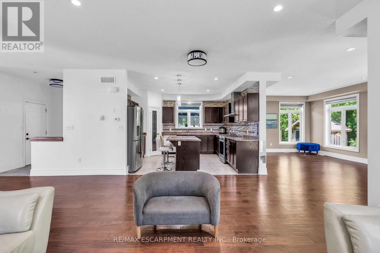 1052 LOFT COURT - 14