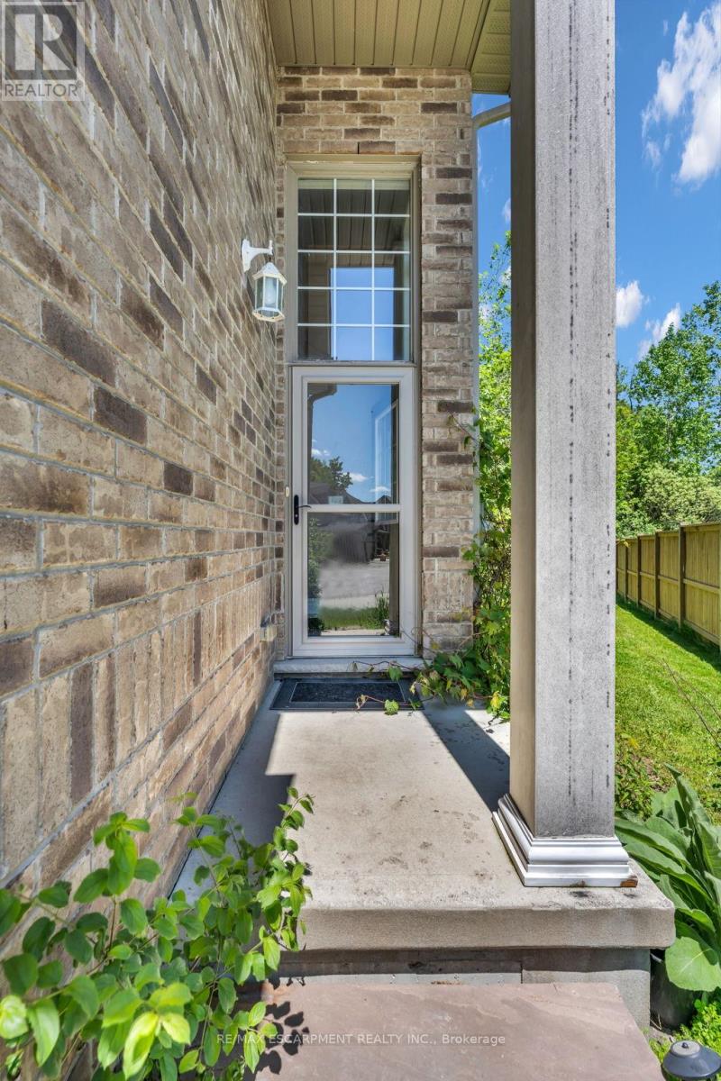 1052 LOFT COURT - Image 3