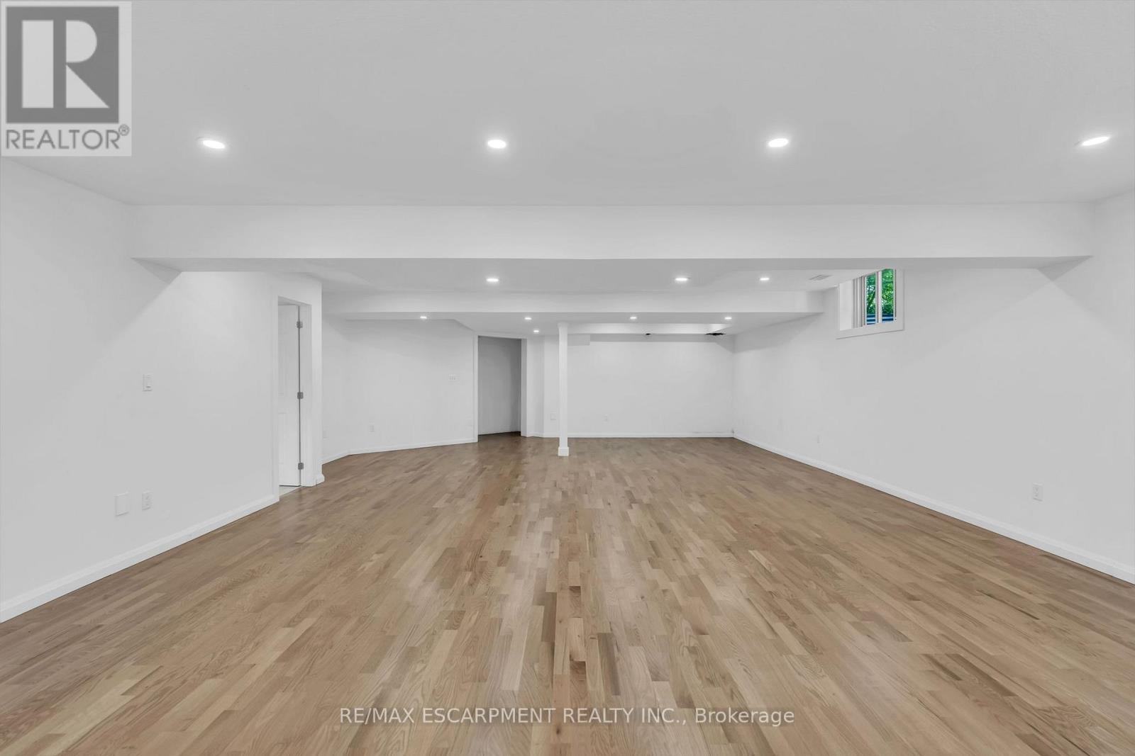 1052 LOFT COURT - 43